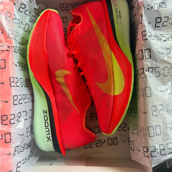 Nike Zoom Fly 6 | Womens Carbon Plate Road Racing Running  Nike shoe box label - Bright Crimson / Lime Blast